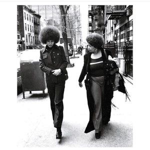 Meet your Posher, Joy